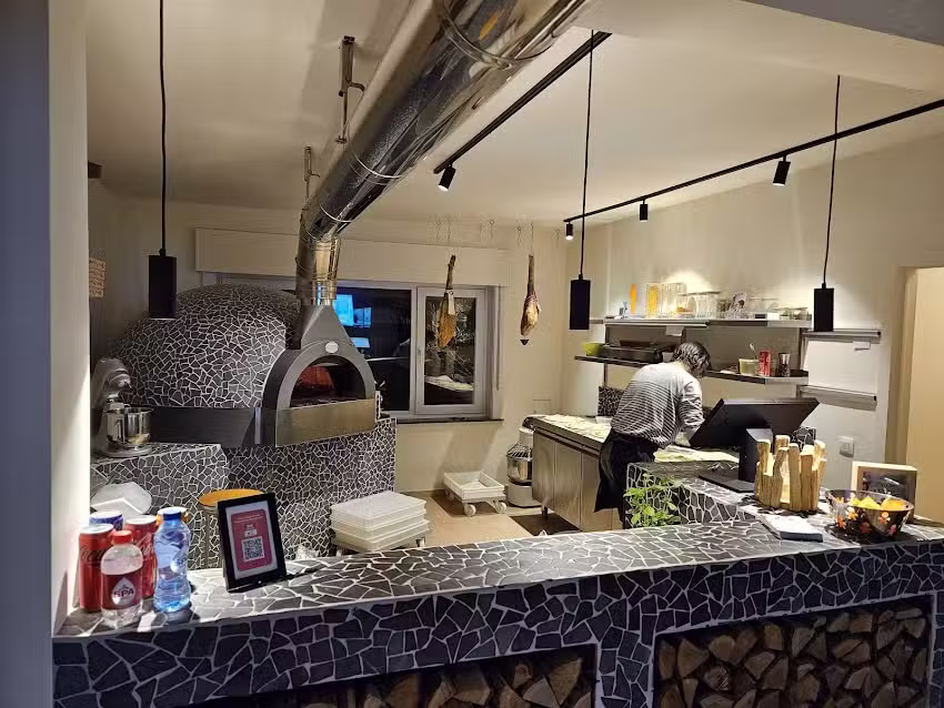 Pizza & Pinsa Pepe (Takeaway only)