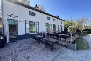 Praat -en eetcafé De Molen