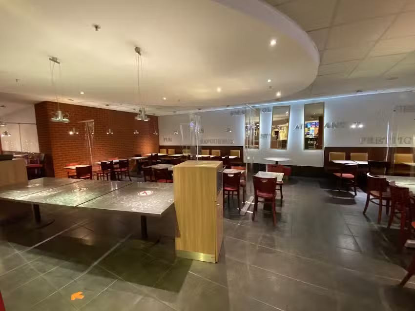 Quick Woluwe Shopping Center