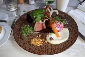 Restaurant & Bed & Breakfast | The Golden Bells