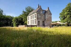 Ryckevelde 1451 – Slapen in een boomhut in het bos