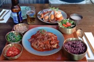 Seoul Club House – Koreanisches Essen, Getränke & Musik