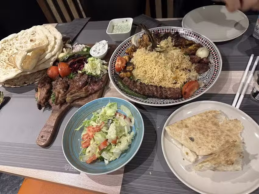Shinwari Mama Restaurant 🇦🇫