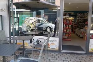 Shop &lsquo;n Lunch P & P