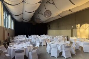 Unterzeichnete Englisch