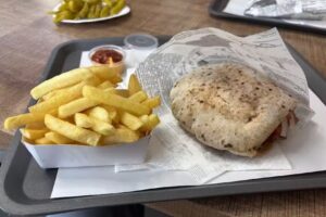 Restauration rapide de Smyrna