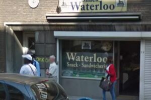 Snack Waterloo حلال Halal