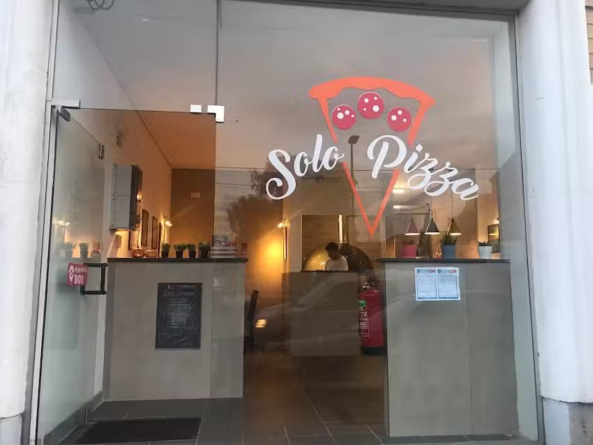 Solo Pizza