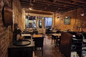 Sta Senza Pensieri – Pinsa Pasta Vino Prosecco 🇮🇹