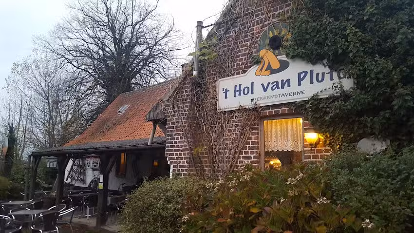 Taverne ‚t Hol van Pluto