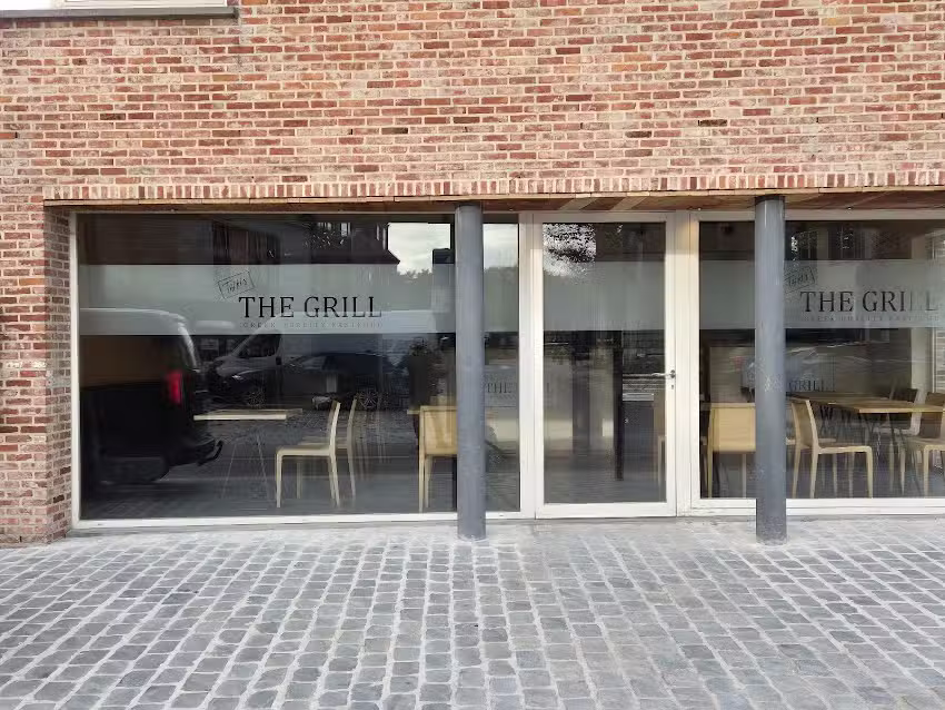 The Grill (by Tzikis)