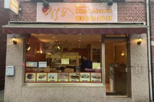 TJ’s Pita & Pizzeria