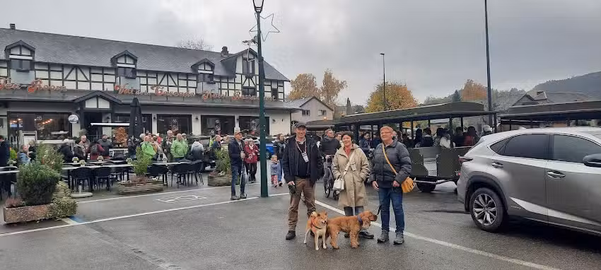 Val de cascade restaurant