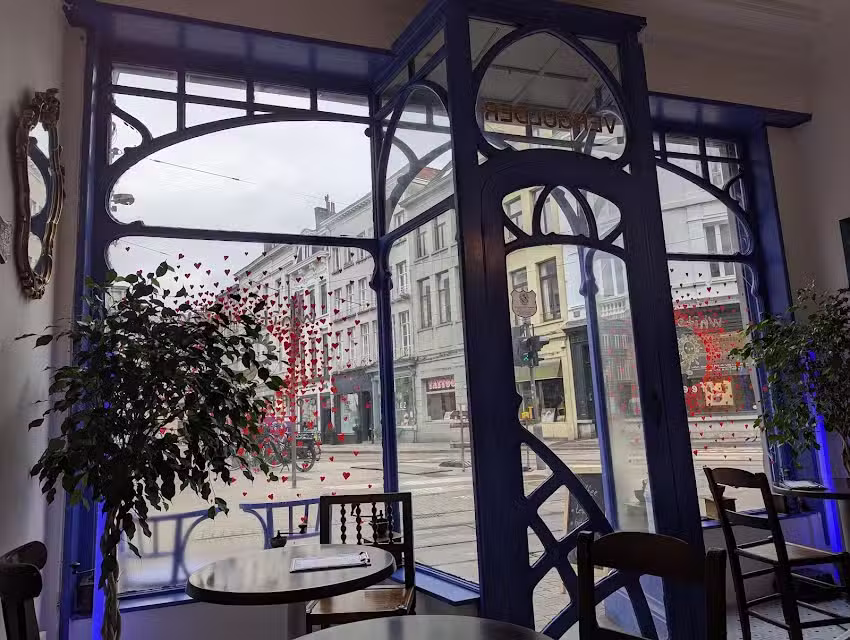 White Lion coffee shop