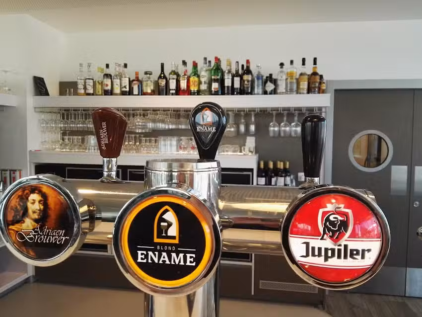 zwembad sportoase * Sportbrasserie